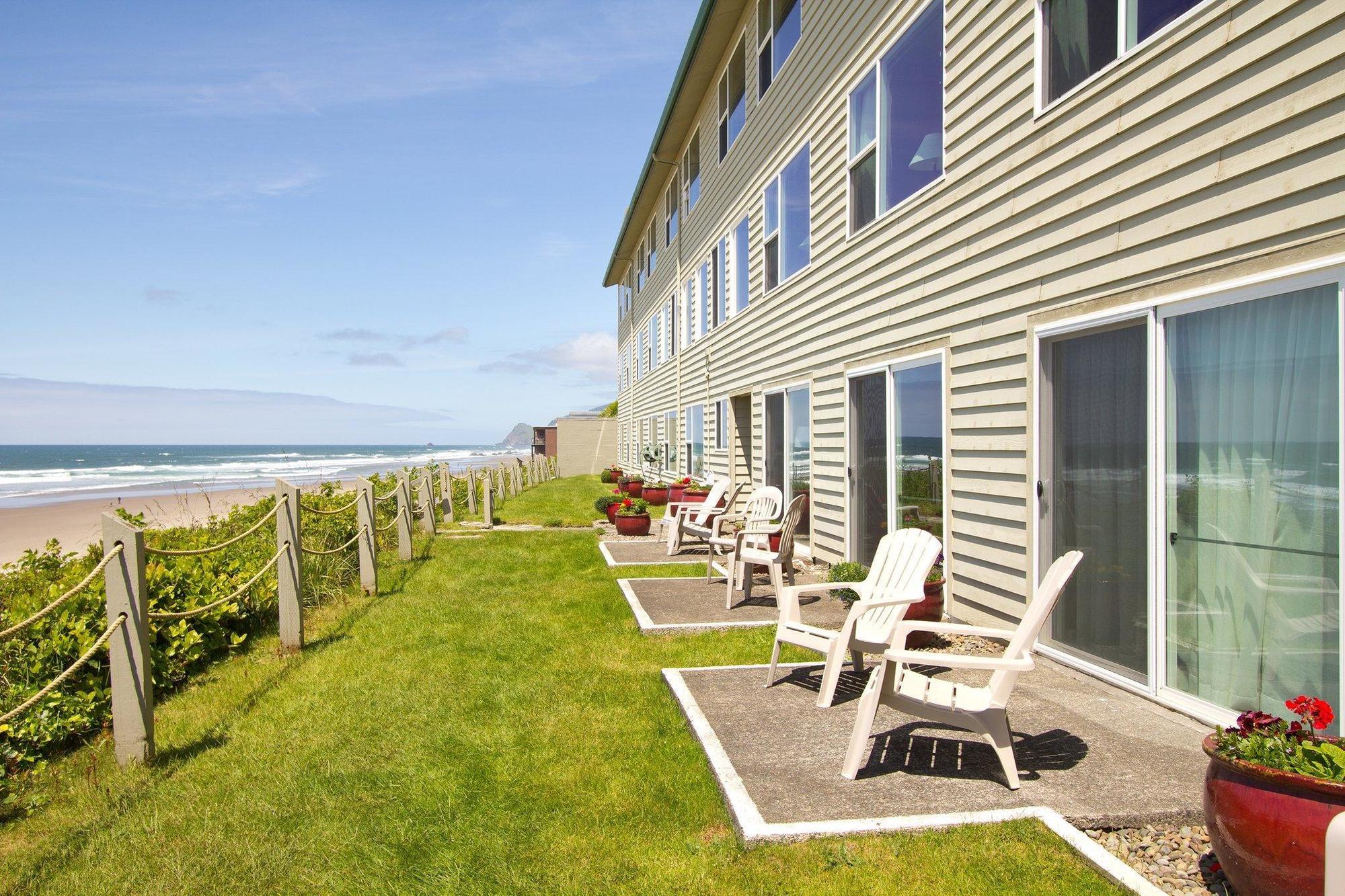 Pelican Shores Inn Линкольн-Сити Экстерьер фото